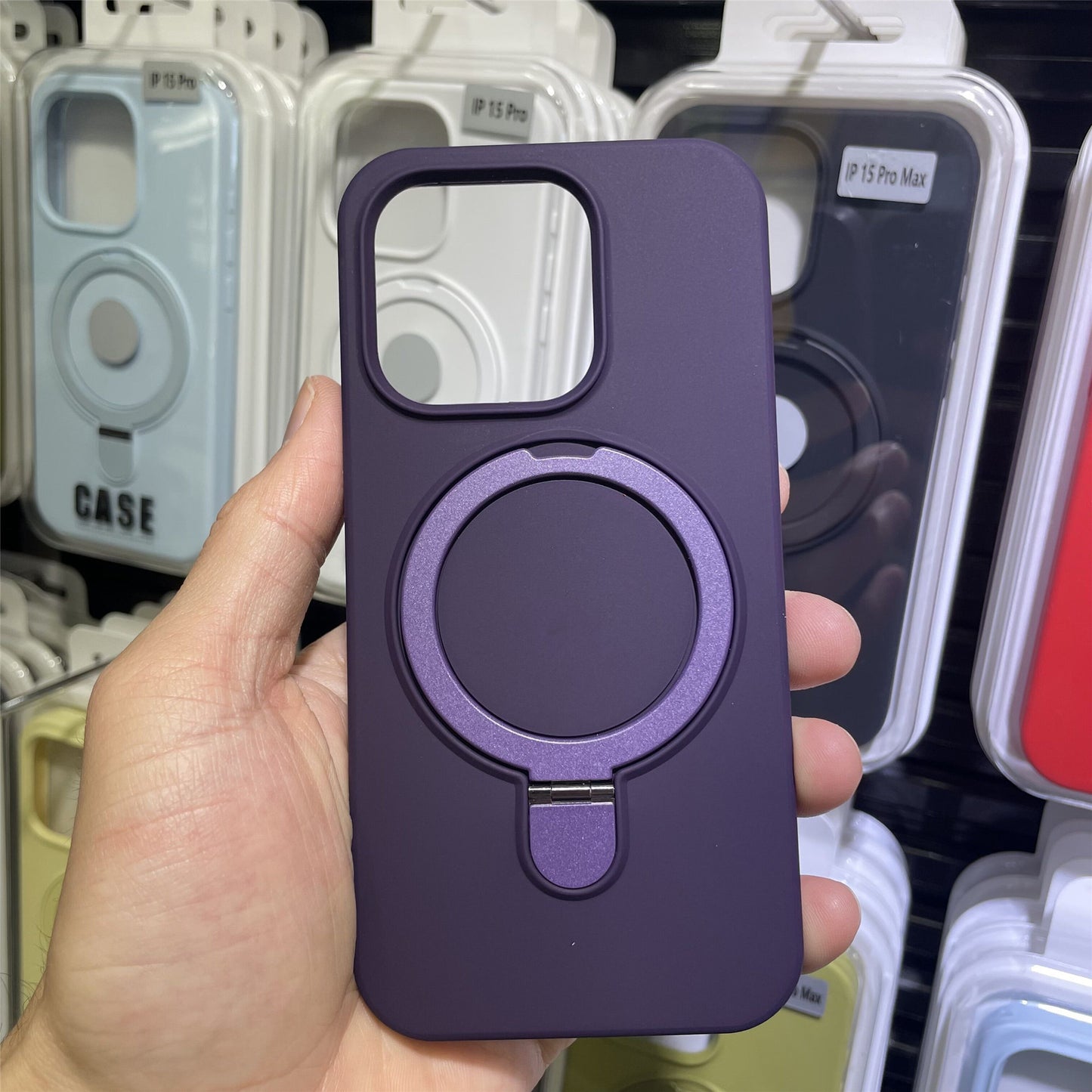 Liquid silicone fulcrum bracket Apple  magnetic suction phone case