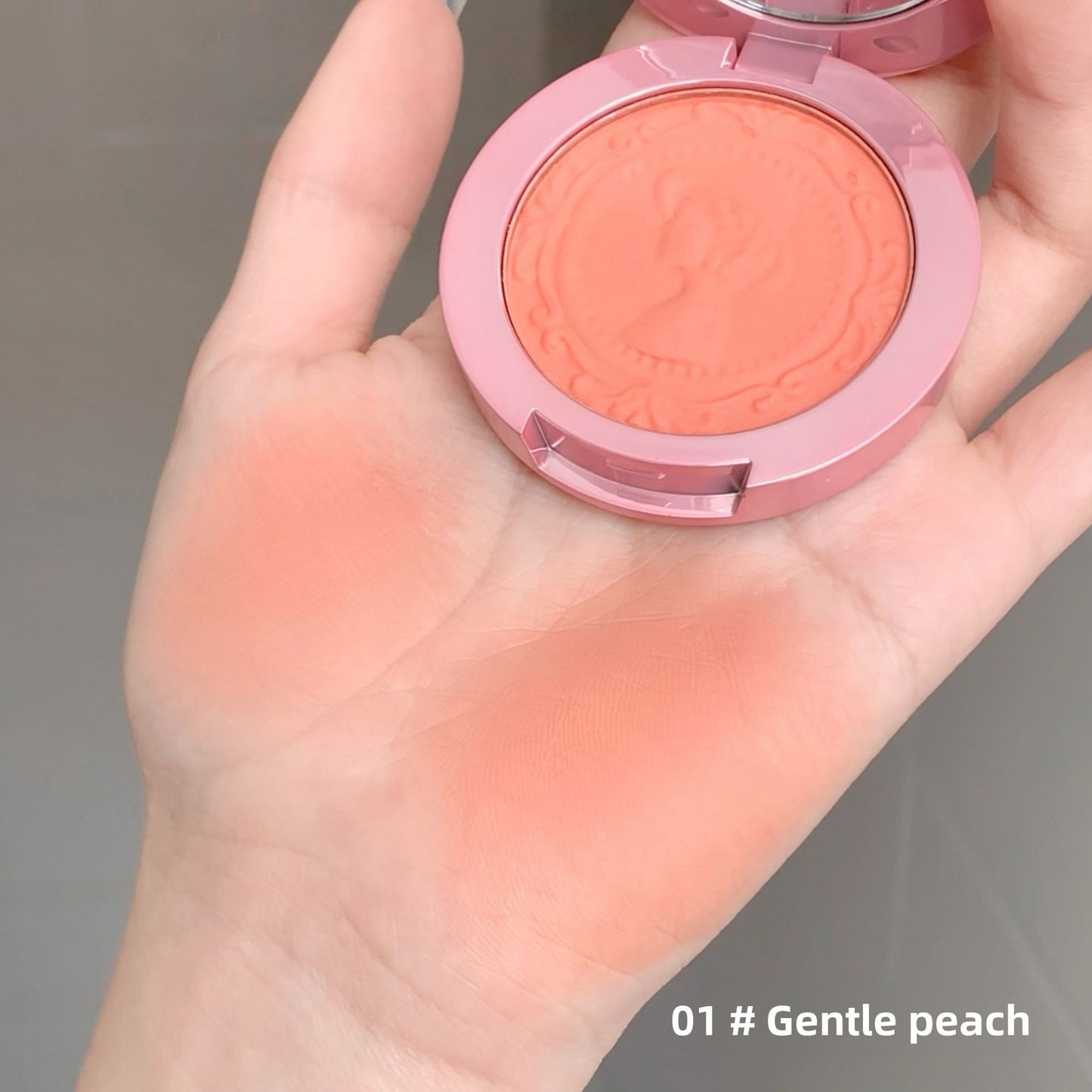 Three-dimensional relief fog color blush