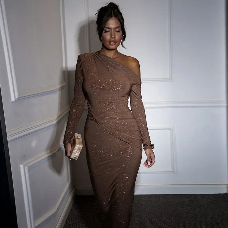 European and American style cross-border autumn and winter new hot-selling slant shoulder long sleeve hip dress fashion sexy pleated slim dress