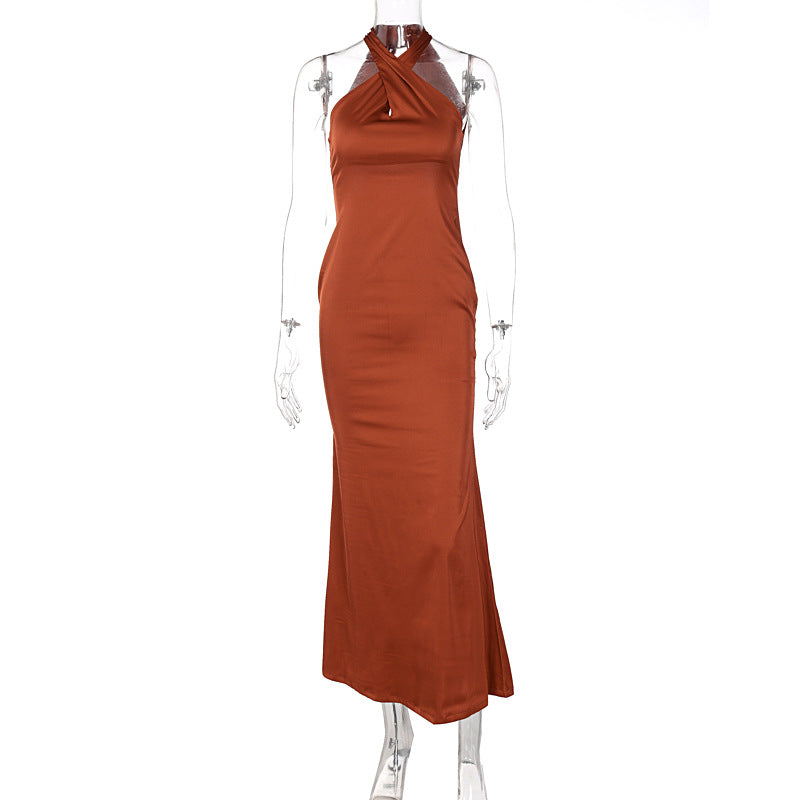 Solid-color sleeveless backless dress
