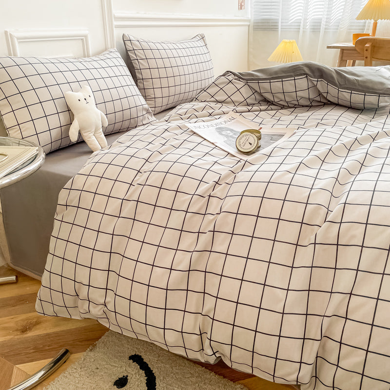 Button-style washed cotton four-piece bedding set