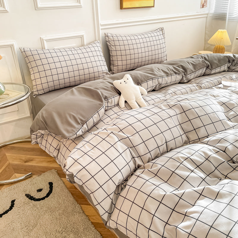 Button-style washed cotton four-piece bedding set