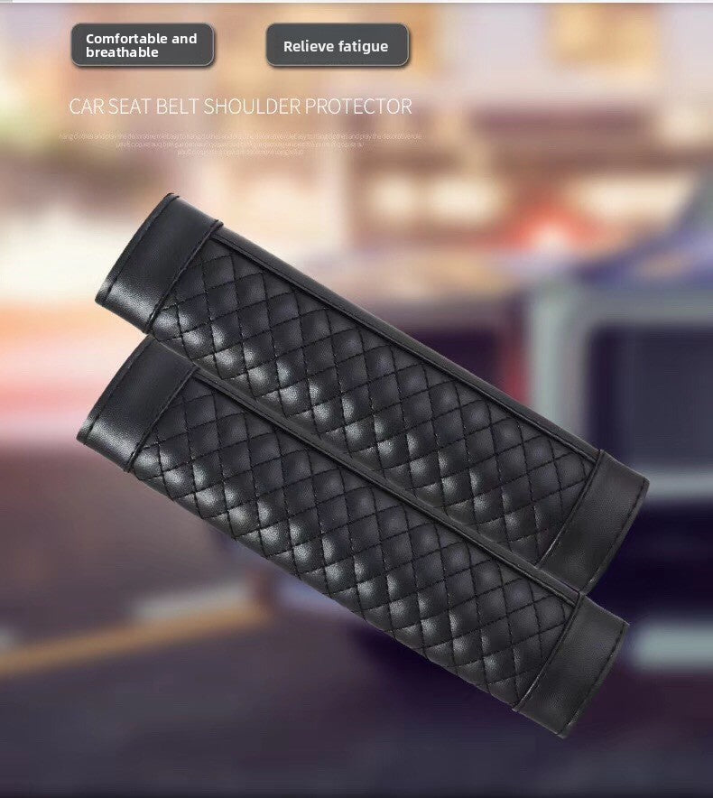 Checkered shoulder guard for extended vehicles