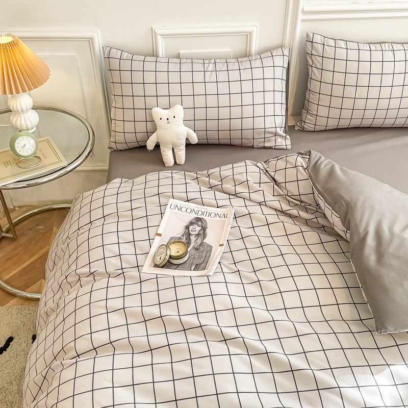 Button-style washed cotton four-piece bedding set