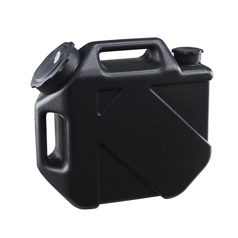 Portable hand-held water bucket