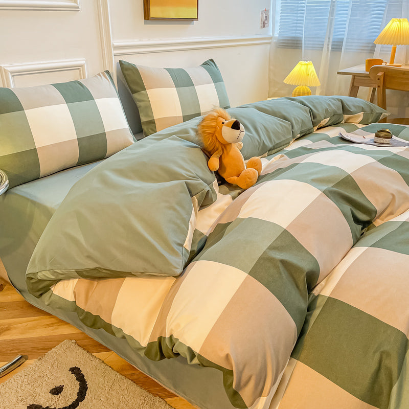 Button-style washed cotton four-piece bedding set