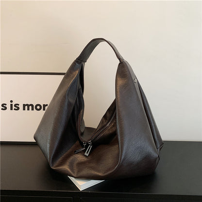 Underarm tote bag
