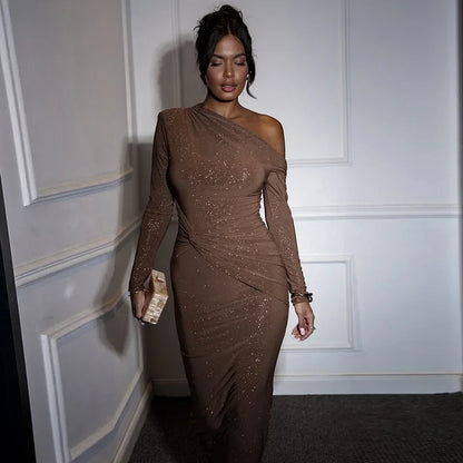 European and American style cross-border autumn and winter new hot-selling slant shoulder long sleeve hip dress fashion sexy pleated slim dress