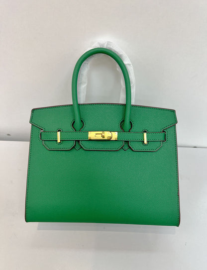 Outer sewn commuter single-shoulder handbag