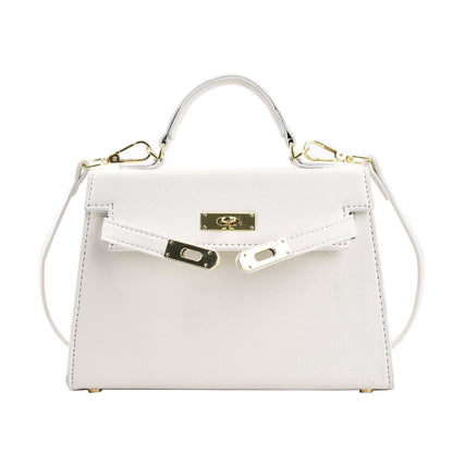 A versatile and classic single-shoulder crossbody bag