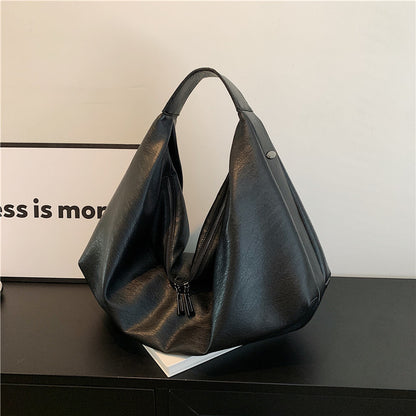 Underarm tote bag