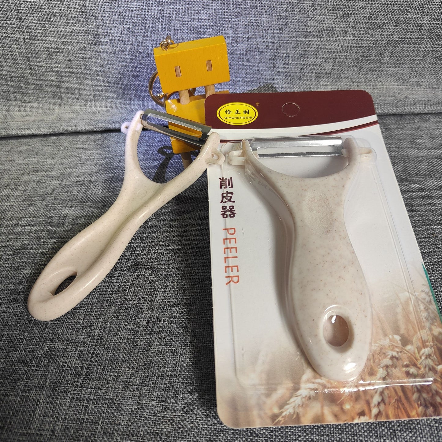 fruit peeler