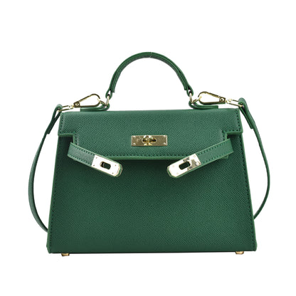 A versatile and classic single-shoulder crossbody bag