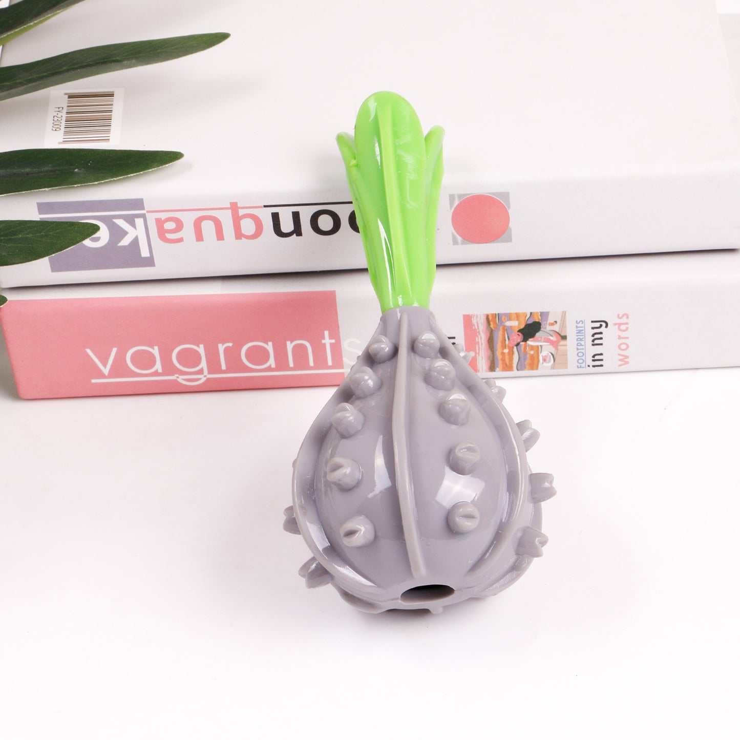 Pet dog toys for self-entertainment and boredom, teething and food leakage, durable to chew