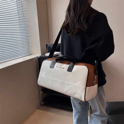 Versatile single-shoulder, crossbody and hand-carry fitness bag