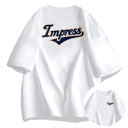 A versatile men's round-neck half-sleeved top