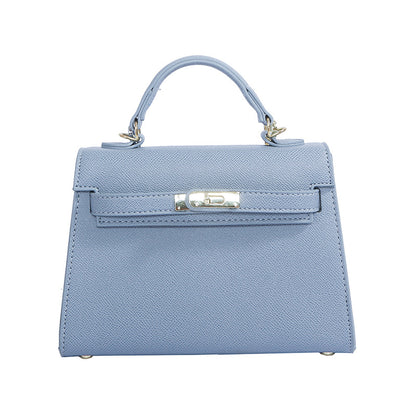 A versatile and classic single-shoulder crossbody bag