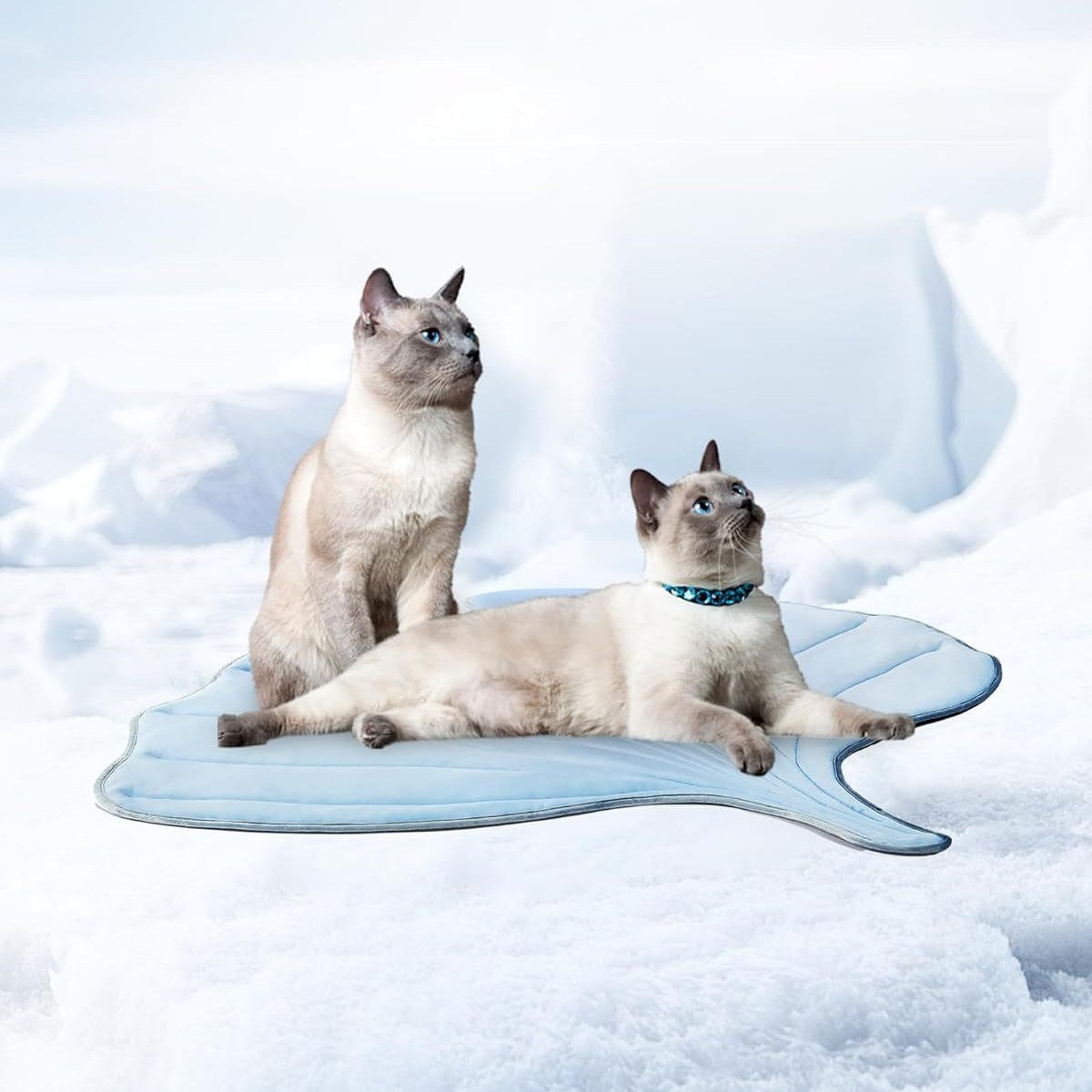 Pet Cooling Mat Leaf Shape Washable Non-Slip Summer Pet Mat Durable Cotton Lightweight Pet Supplies