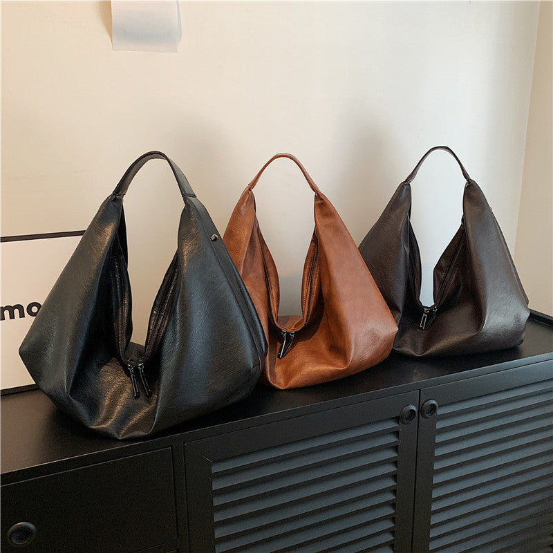 Underarm tote bag
