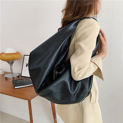 Underarm tote bag