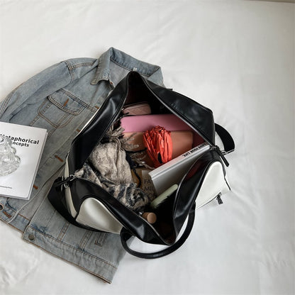 Versatile single-shoulder, crossbody and hand-carry fitness bag